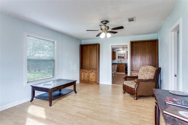 Foto del edificio - 1584 Kelly Rd