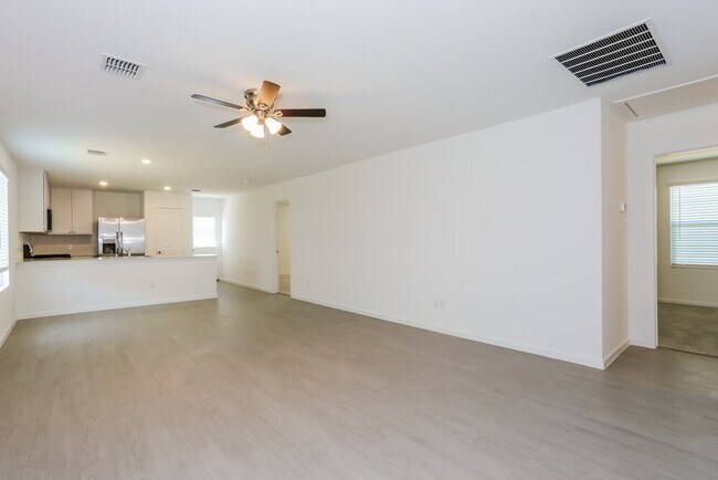 Foto del edificio - 1612 Limpkin Dr