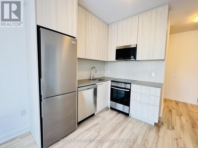 Building Photo - 7437 Kingston Rd