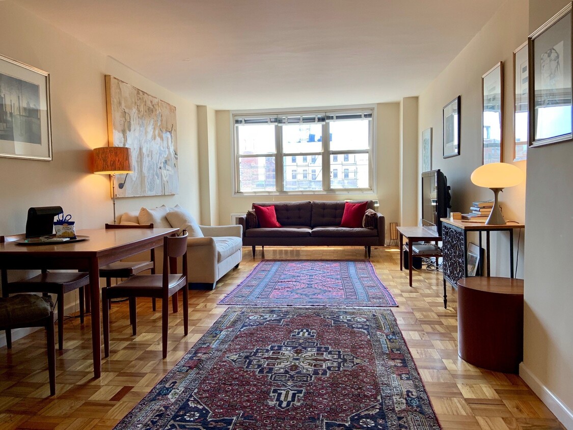 Primary Photo - 222 East 19th Street, 8J