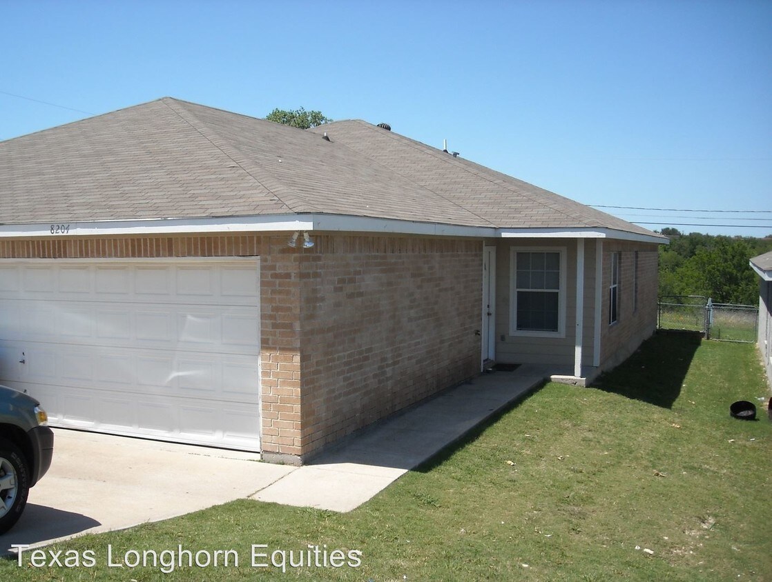 Building Photo - 8200 Marydean Ave