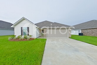 Building Photo - 22838 Monterey Ave