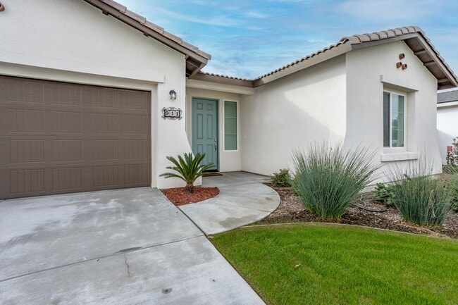 Building Photo - 911 Hartlepool Ave