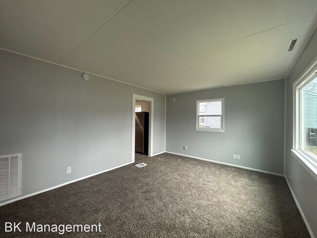 Building Photo - 3 br, 1 bath House - 2170 Ulen Lane