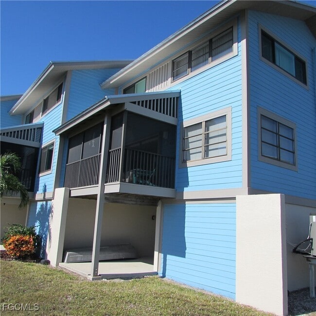 Building Photo - 5371 Blue Crab Cir