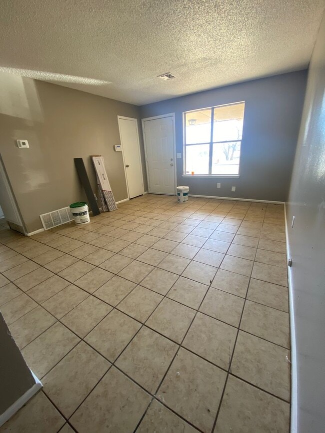Photo - 301 NW 83rd Street House