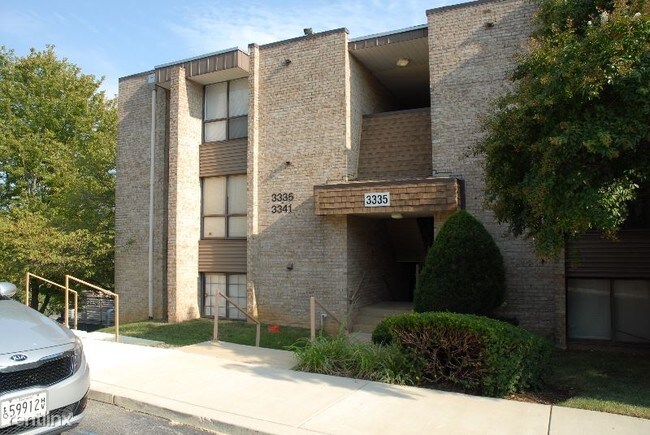 Foto del edificio - 3335 Huntley Square Dr