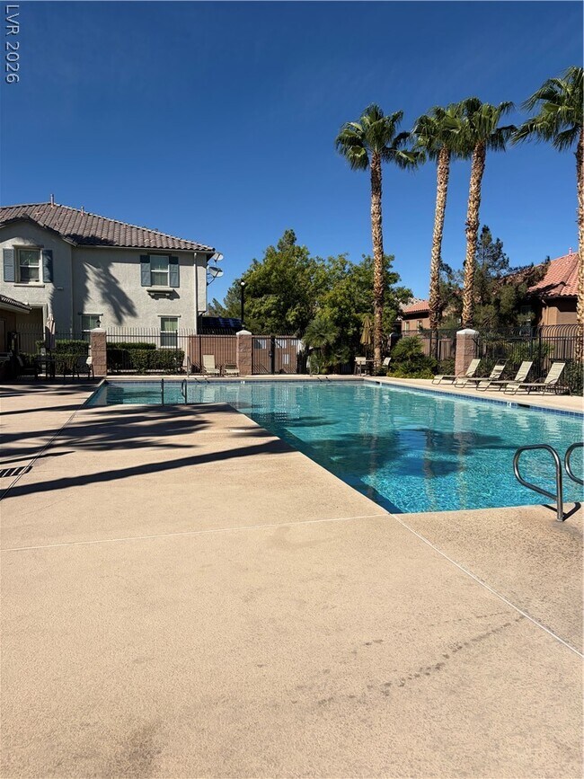 Foto del edificio - 7308 Marble Lake St
