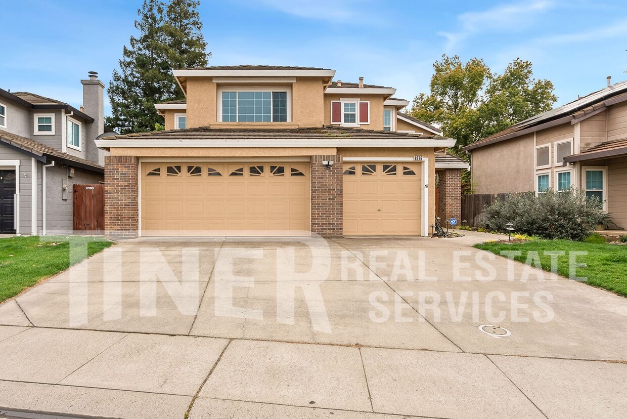 Foto principal - Spacious and Modern 4 Bedroom Elk Grove Ho...