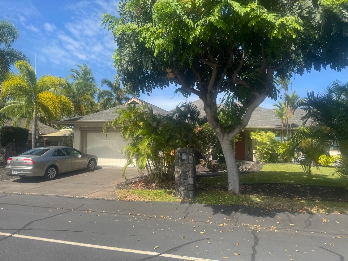 Primary Photo - 75-160-160 Kamilo St