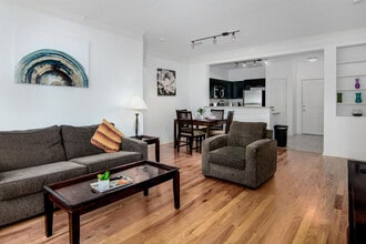 Building Photo - 2801 N Braeswood Blvd