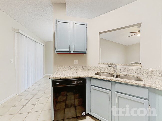 Foto del edificio - 2980 Lagoon Ave