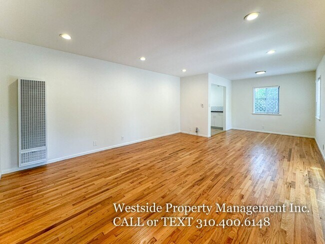 Foto del edificio - 861 Venezia Ave