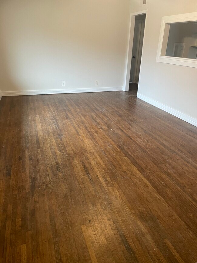 Foto del edificio - 2514 S Oswego Ave