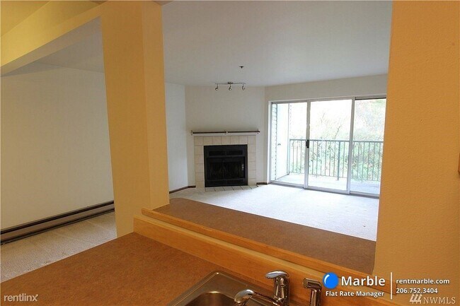Foto del edificio - 2 br, 2 bath Condo - 1522 NE 175TH St #311
