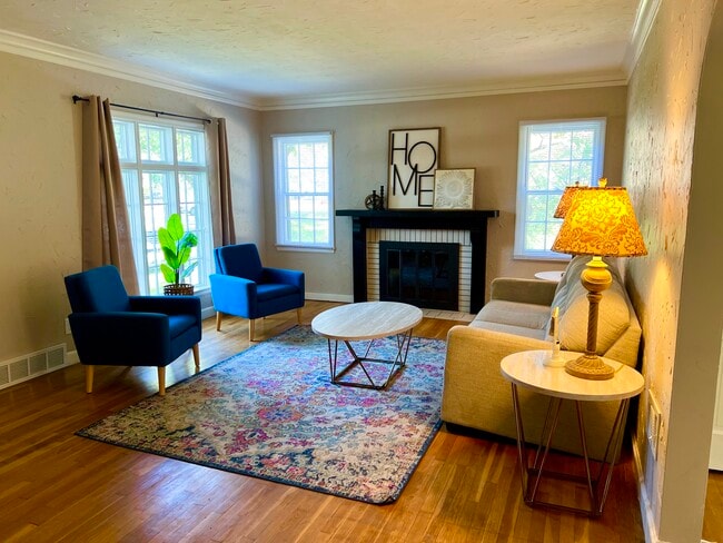 Foto del edificio - 1936 N Kansas Ave