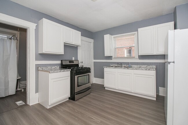 Foto del edificio - 1470-1472 W 110 ST CLEVELAND, OH. 44102