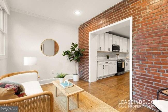 Foto del edificio - 1248 Florida Ave NW