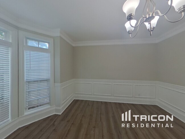 Building Photo - 110 Johns Creek Ln