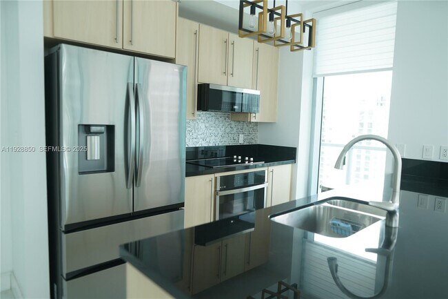 Foto del edificio - 1111 SW 1st Ave