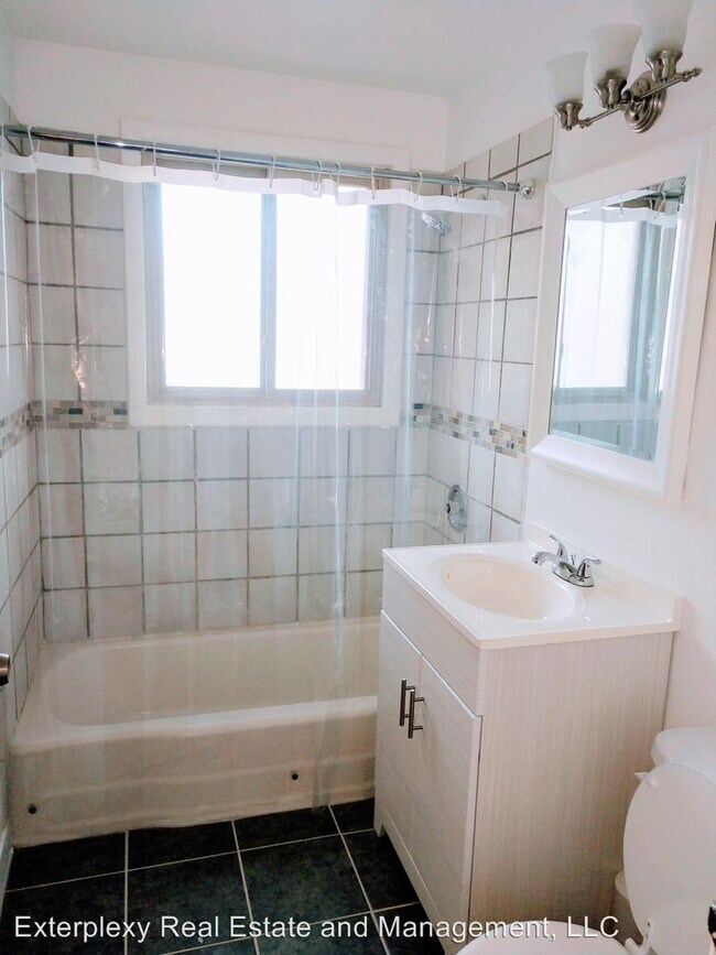 Foto del edificio - 7636 S Saginaw Ave