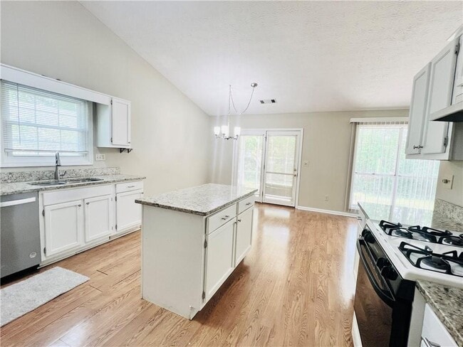 Building Photo - 3070 Bugle Dr
