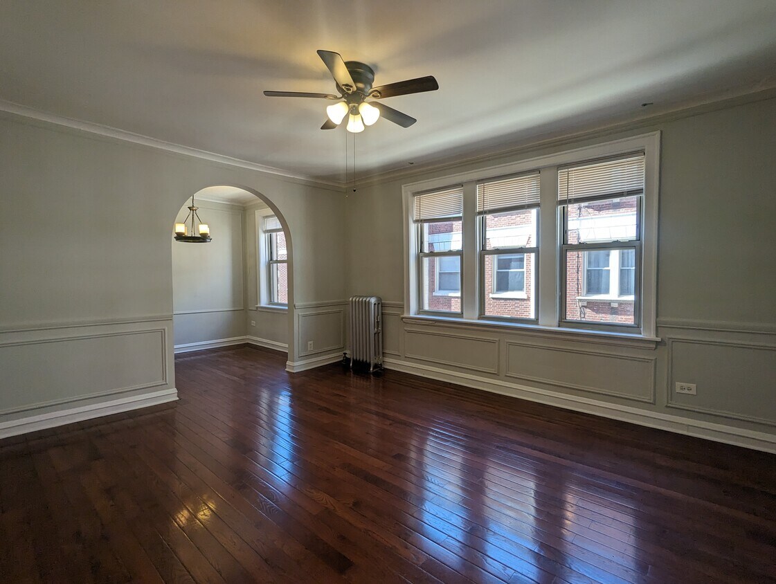 Foto principal - 546 W Surf St