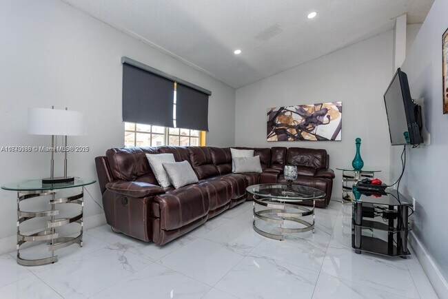 Foto del edificio - 14347 SW 176th Terr