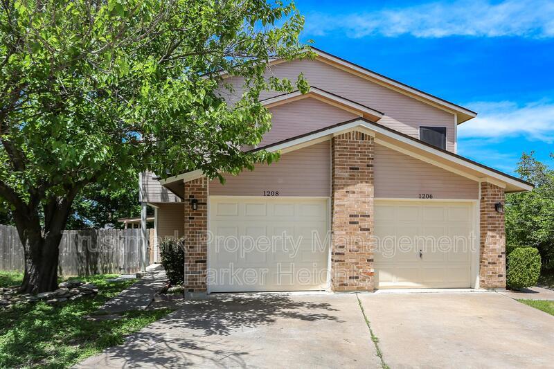 Foto principal - 1208 Westway Cir