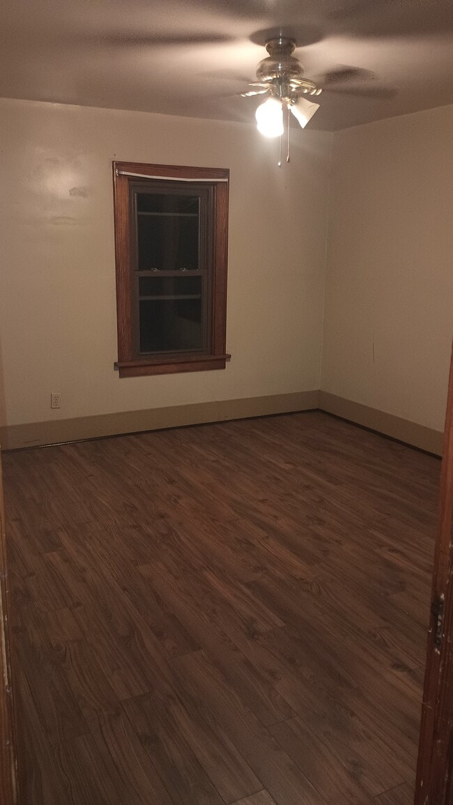 Foto del edificio - 3316 Overbrook Dr