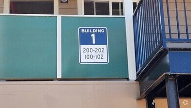 Building Photo - 728 W 1st Ave