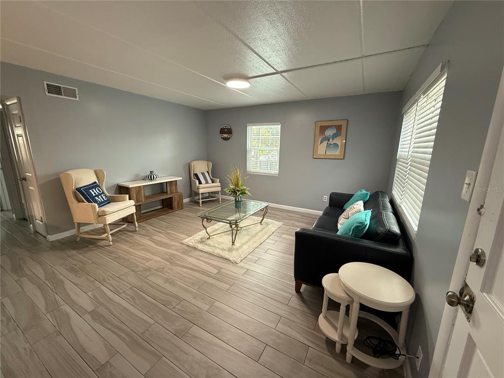 Foto principal - 4701 Joseph Ct