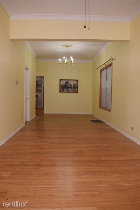Building Photo - 3 br, 2 bath Apartment - 1923 N Mozart St