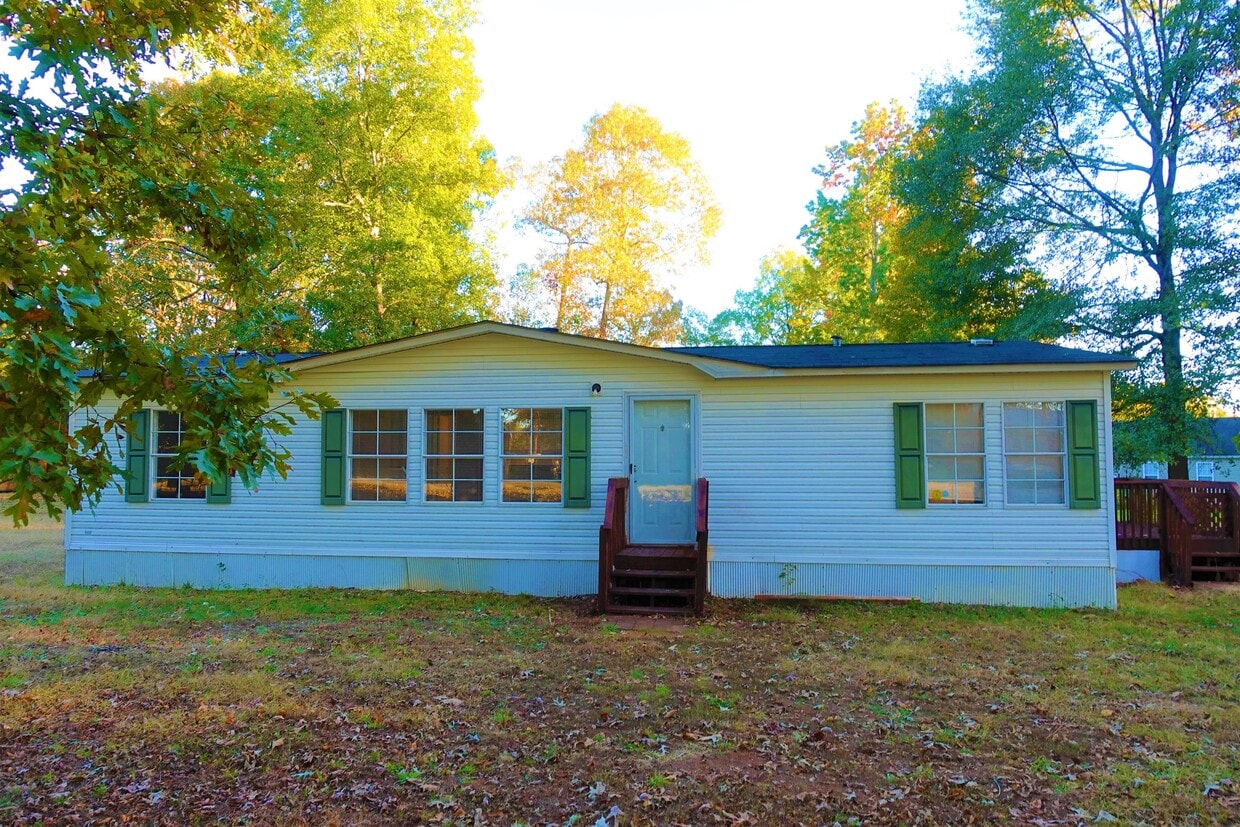 120 Old Brickyard Rd, Pelzer, SC 29669 House Rental in Pelzer, SC