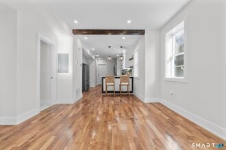 Building Photo - 54 Plaza Ave