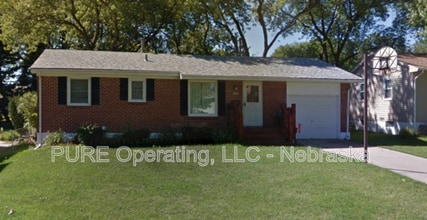 Building Photo - 12735 B St