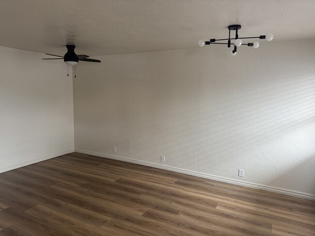 Building Photo - Wilderado Apartments