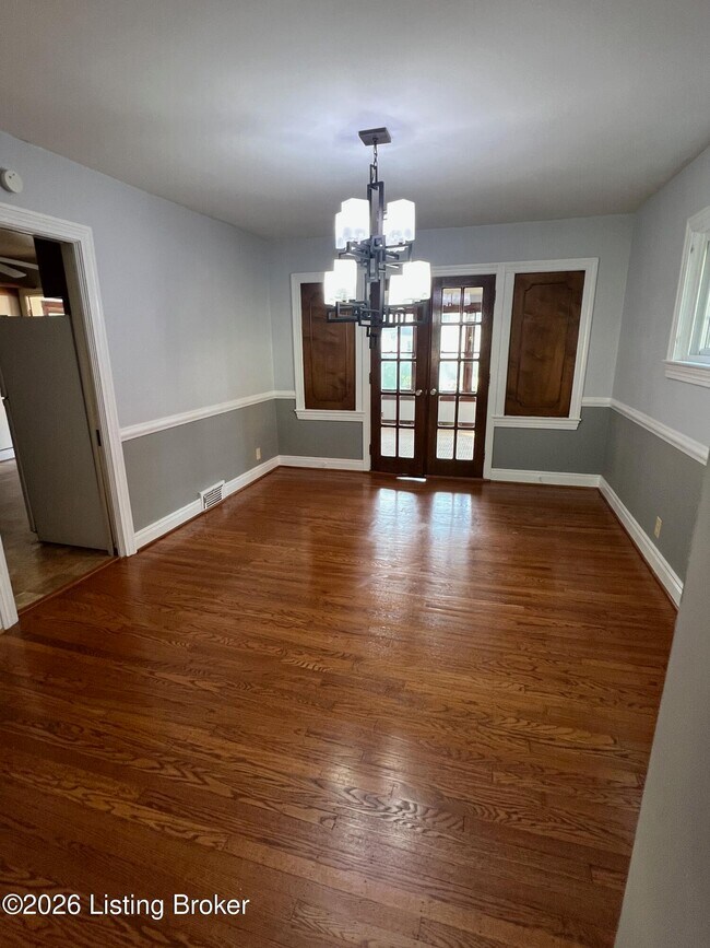 Foto del edificio - 2302 Emerson Ave