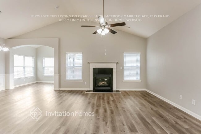 Building Photo - 5058 Manning Dr