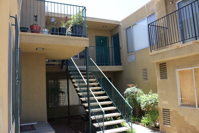 Foto del edificio - 49th Street Villas