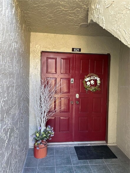 Building Photo - 621 Windrush Bay Dr