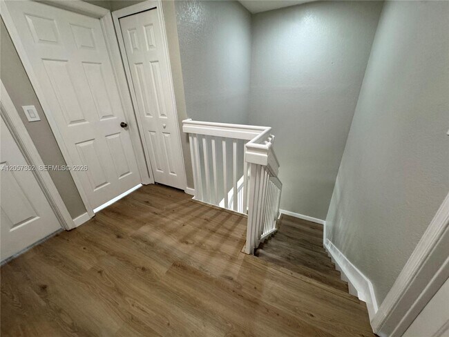 Foto del edificio - 1592 SE 27th Ct