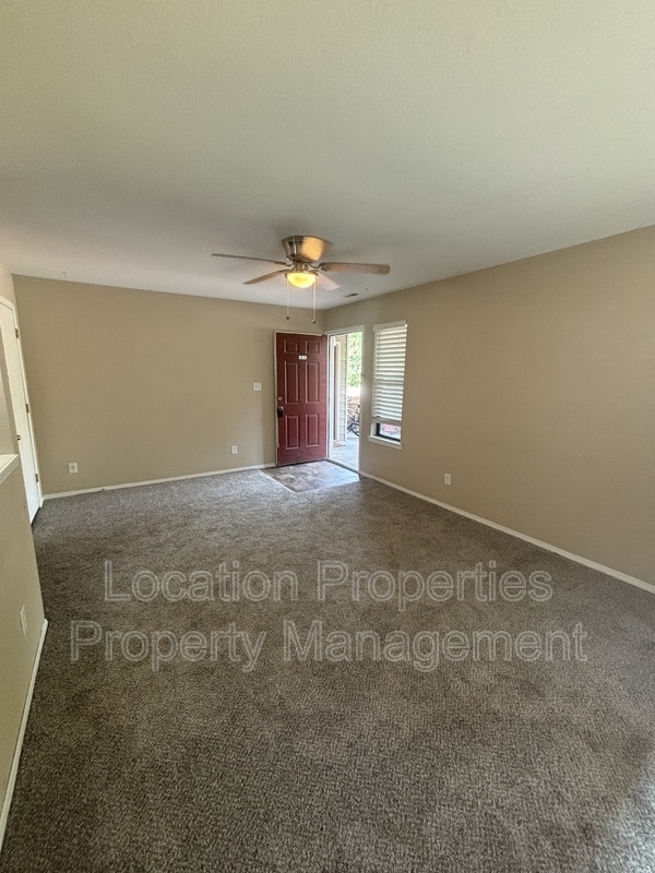 Building Photo - 950 Monterey Way