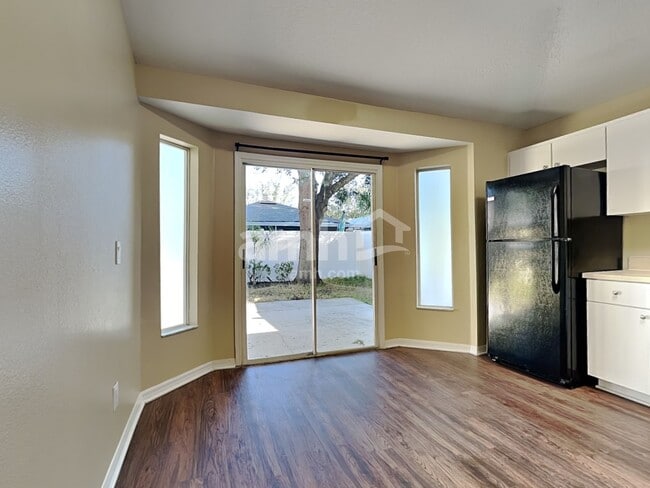 Building Photo - 18131 Birdwater Dr