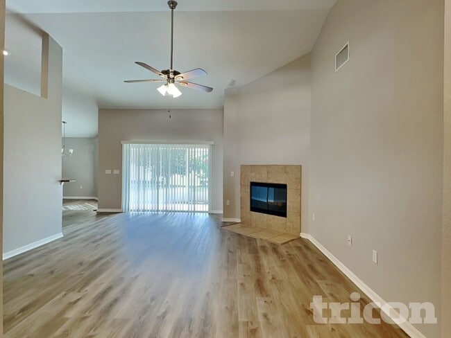 Foto del edificio - 3113 Winchester Estates Loop