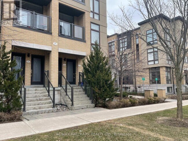 Photo du bâtiment - 15 Eldora Ave