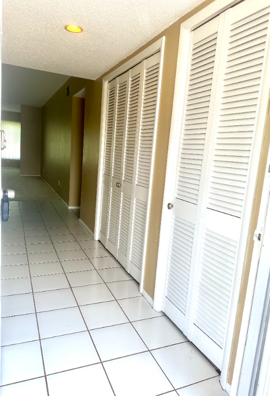 Building Photo - 2410 Franciscan Dr