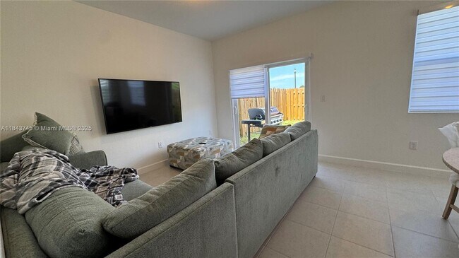 Foto del edificio - 35919 SW 179th Ave