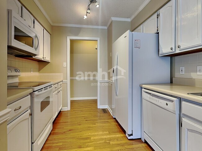 Foto del edificio - 5721 Jamaica Ln