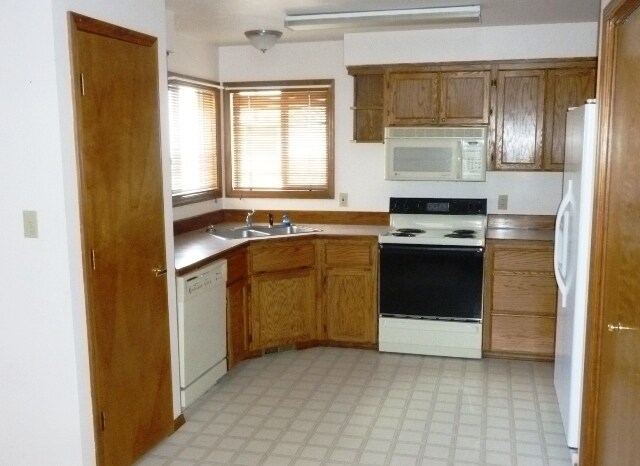 Foto del edificio - 620 Willow Dr